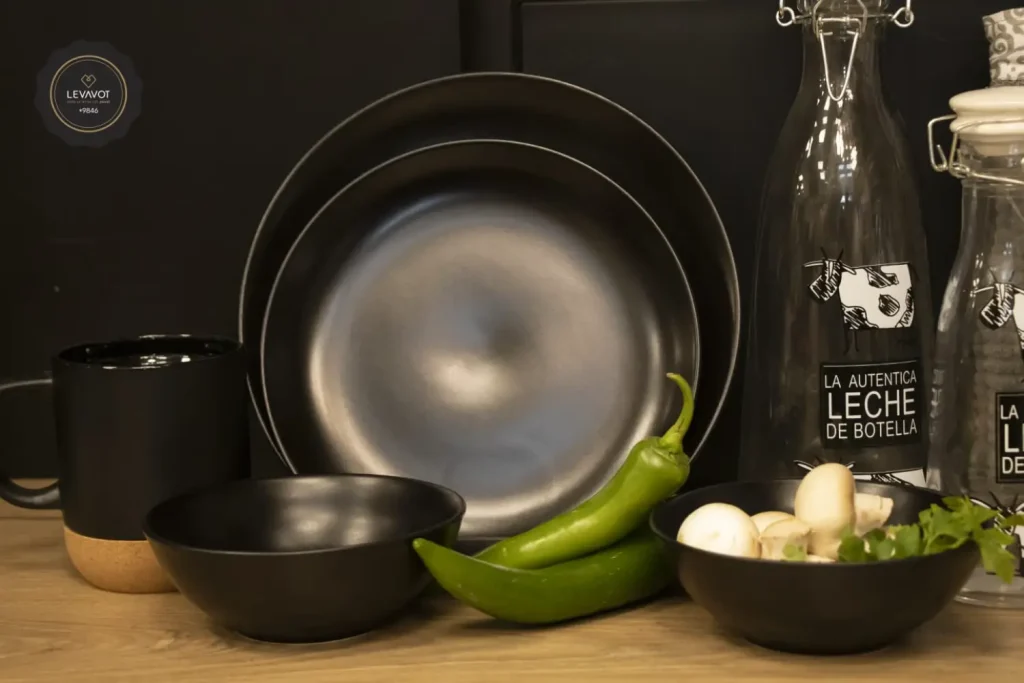 סירים וכלי מטבח