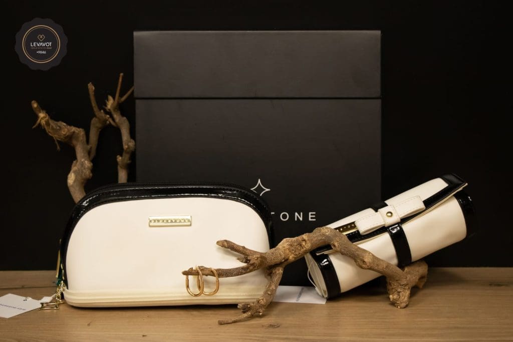 תכשיטים ושעונים